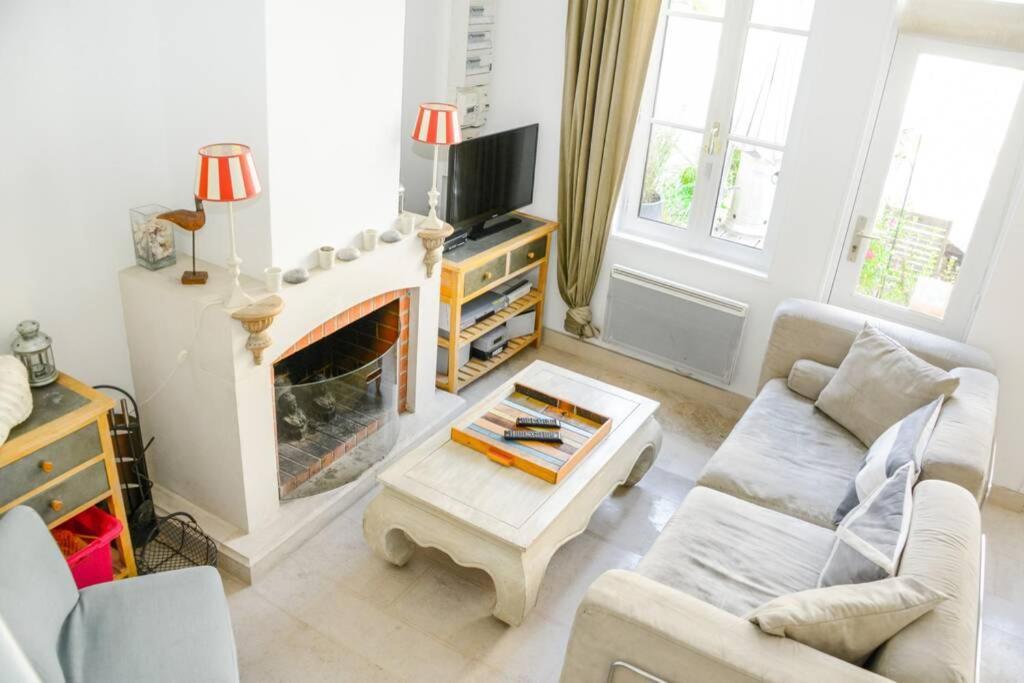 La Maison Bleue Cabourg Buitenkant foto
